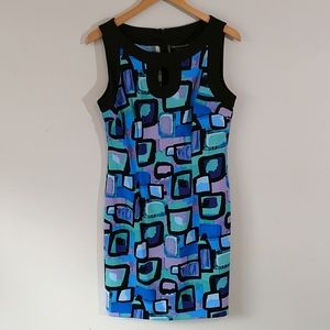 Fun and funky shift dress with keyhole neckline